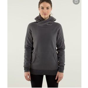 NWOT Lululemon gray runaway fleece pullover